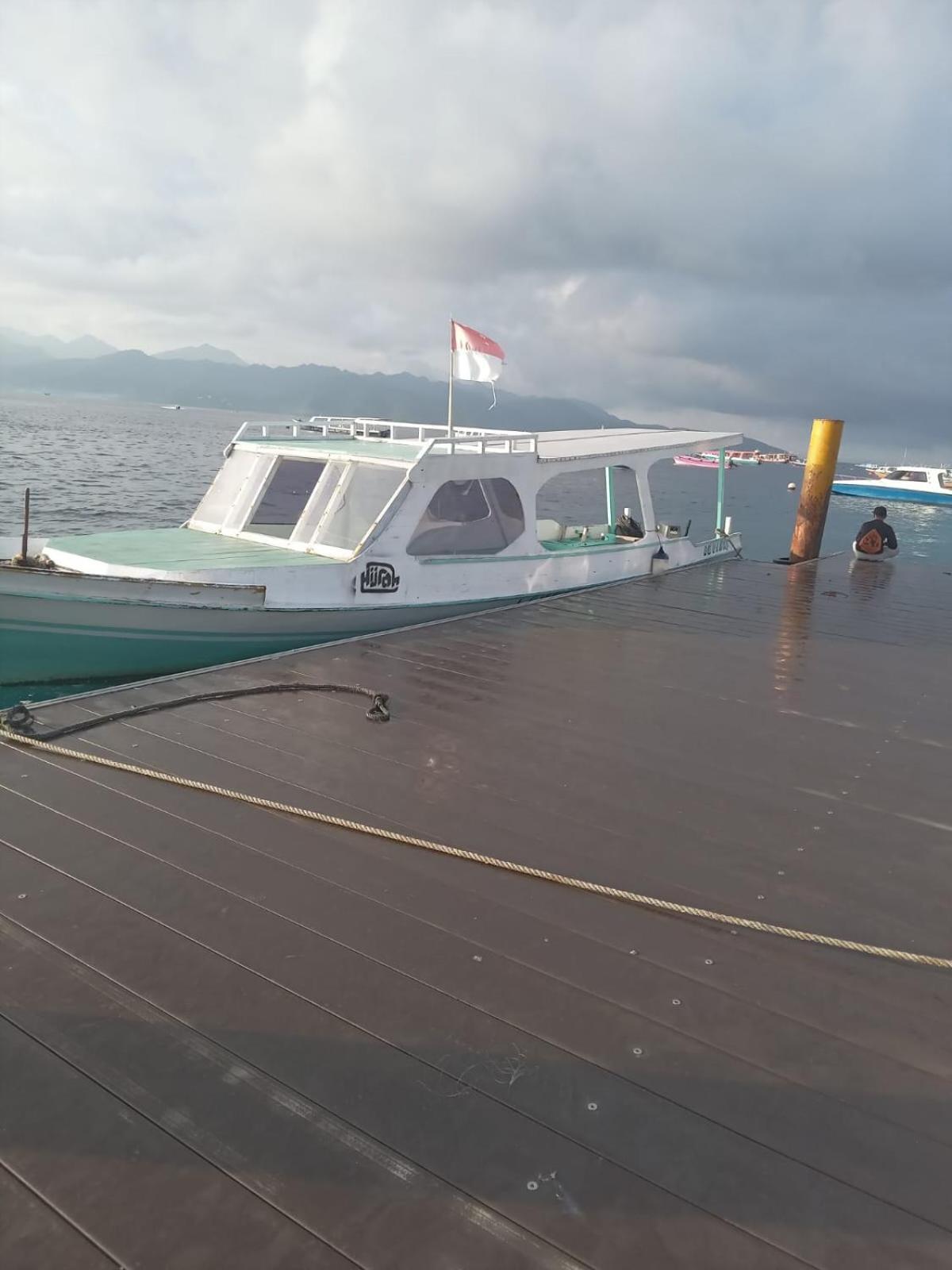 Villa Btn Mahkota Pemenang 13 Tamarin 3A Esterno foto